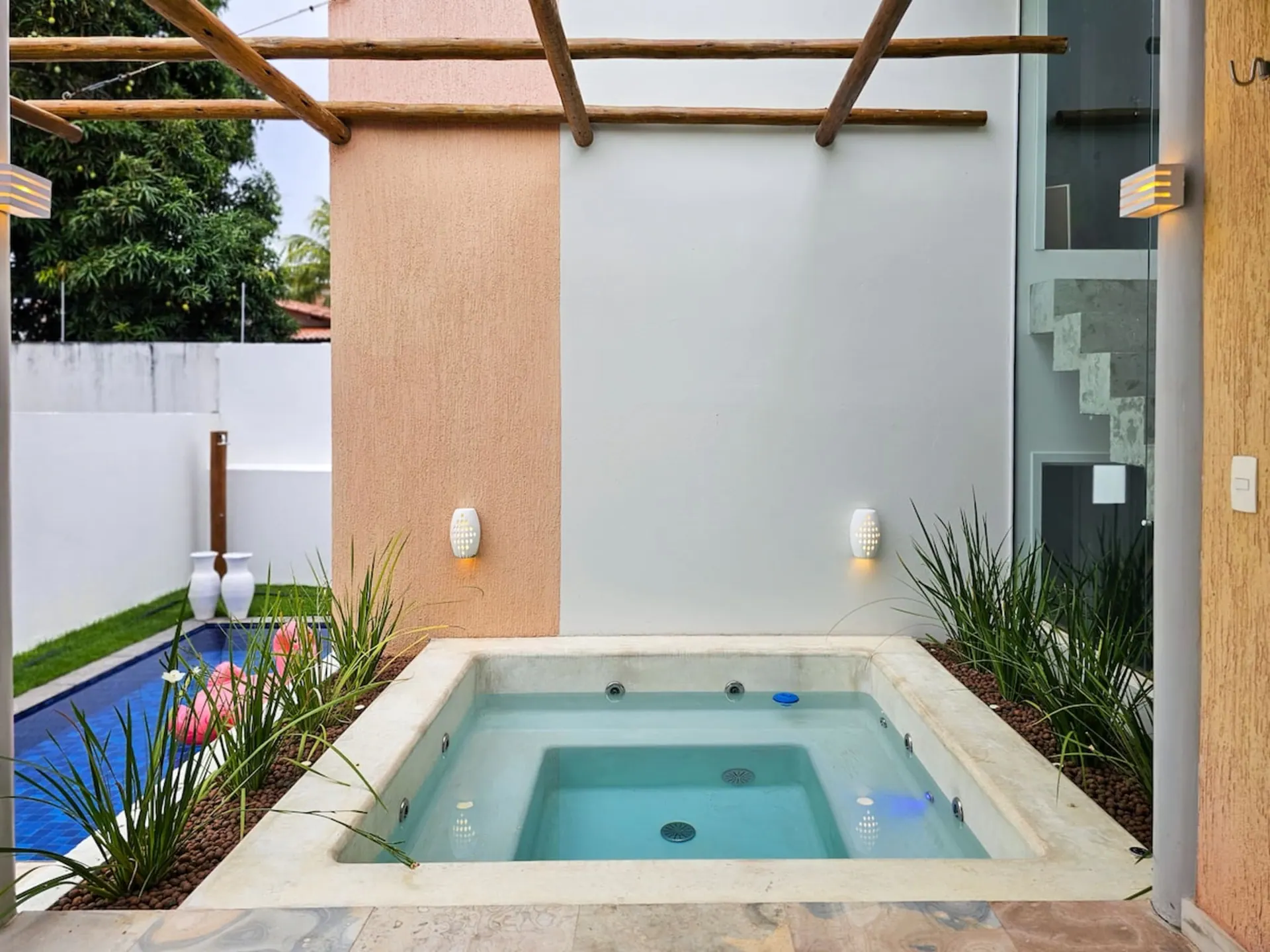 Área externa de casa JT Prime em Pipa